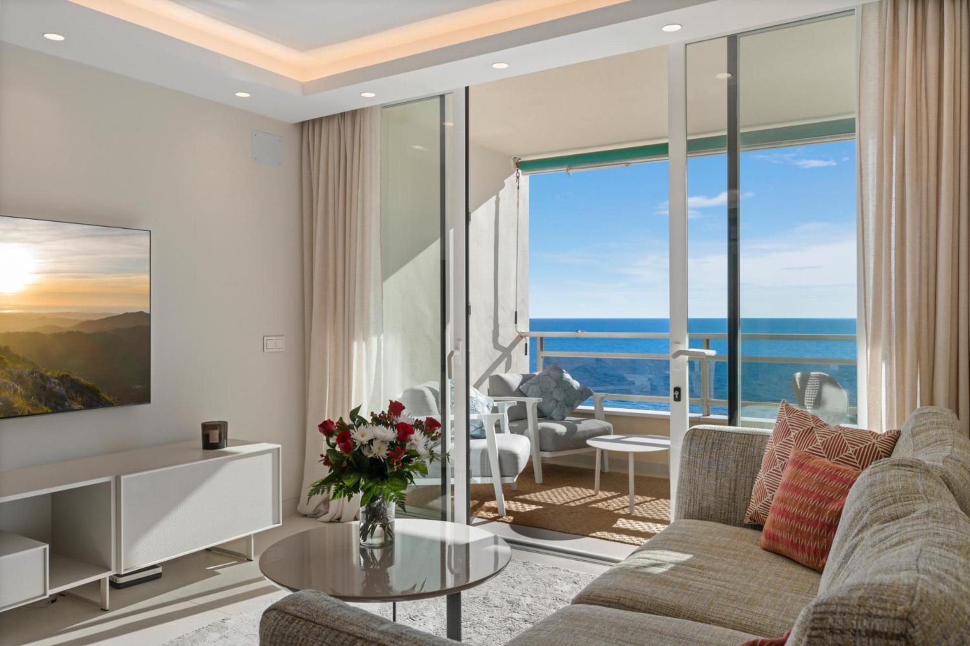 Beach Front Apartment With Pool 马尔韦利亚 外观 照片